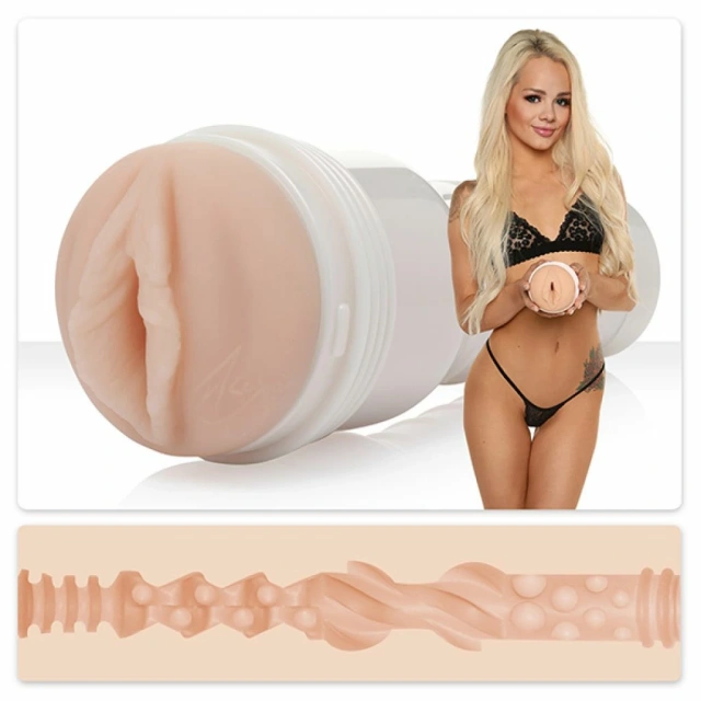Реалистичный мастурбатор Fleshlight Elsa Jean Tasty (телесный)