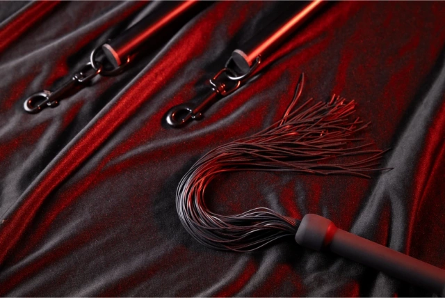 Стек Ouch! Beginners Silicone Whip (черный)